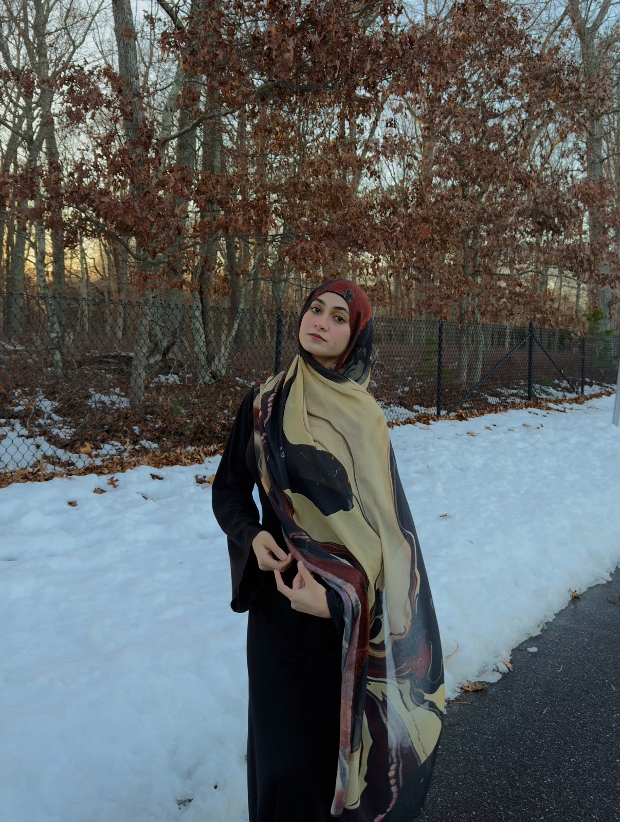 Hot Cocoa Printed Model Hijab